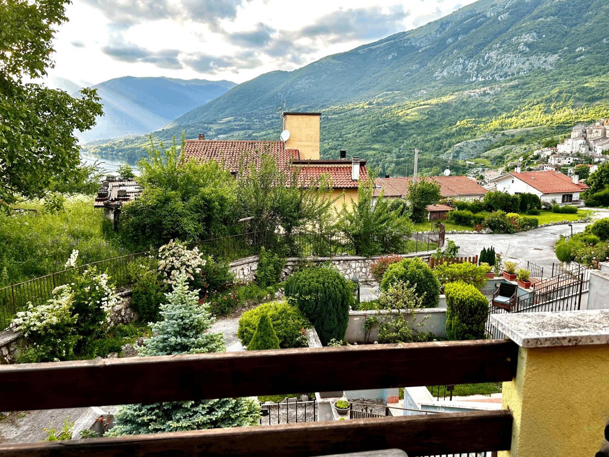4Flats In Orto Di Venanzio Lejlighed Barrea Værelse billede